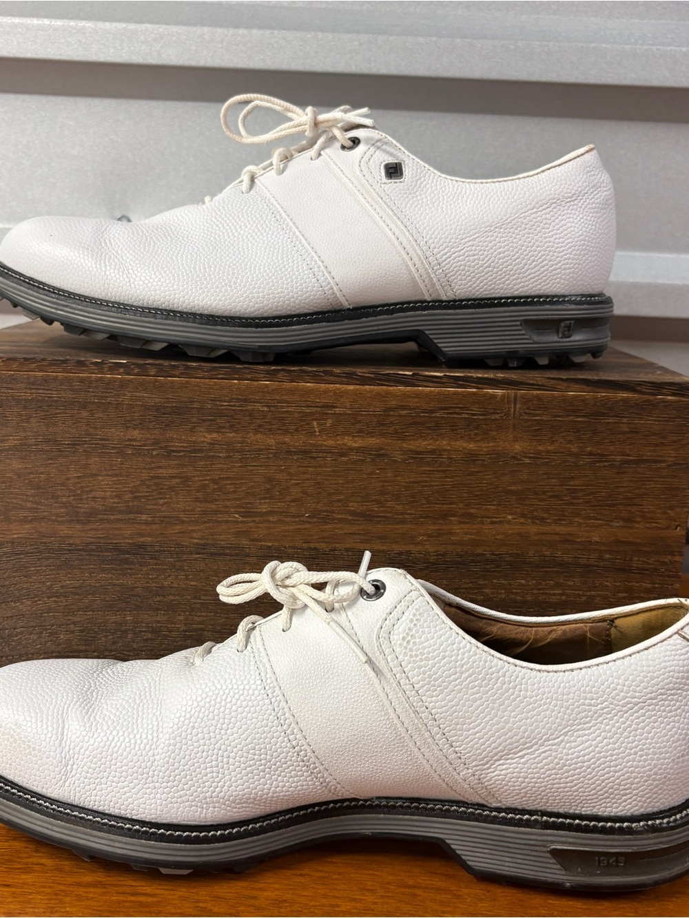 Footjoy DryJoys Premiere Series White Leather Spikeless Golf Shoe Size 10.5 - Picture 5 of 8
